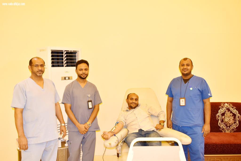 بلدية محافظة الطوال تشارك في حملة التبرع بالدم   دمي لوطني   بمناسبة ذكرى اليوم الوطني الـ89‬