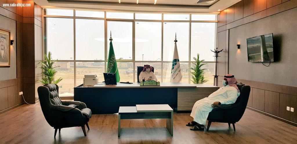 رئيس بلدية صامطة يستقبل مدير مكتب التعليم في المحافظة