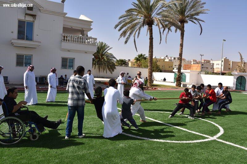 مدرسة الإمام عاصم في ضيافة نادي الجوف