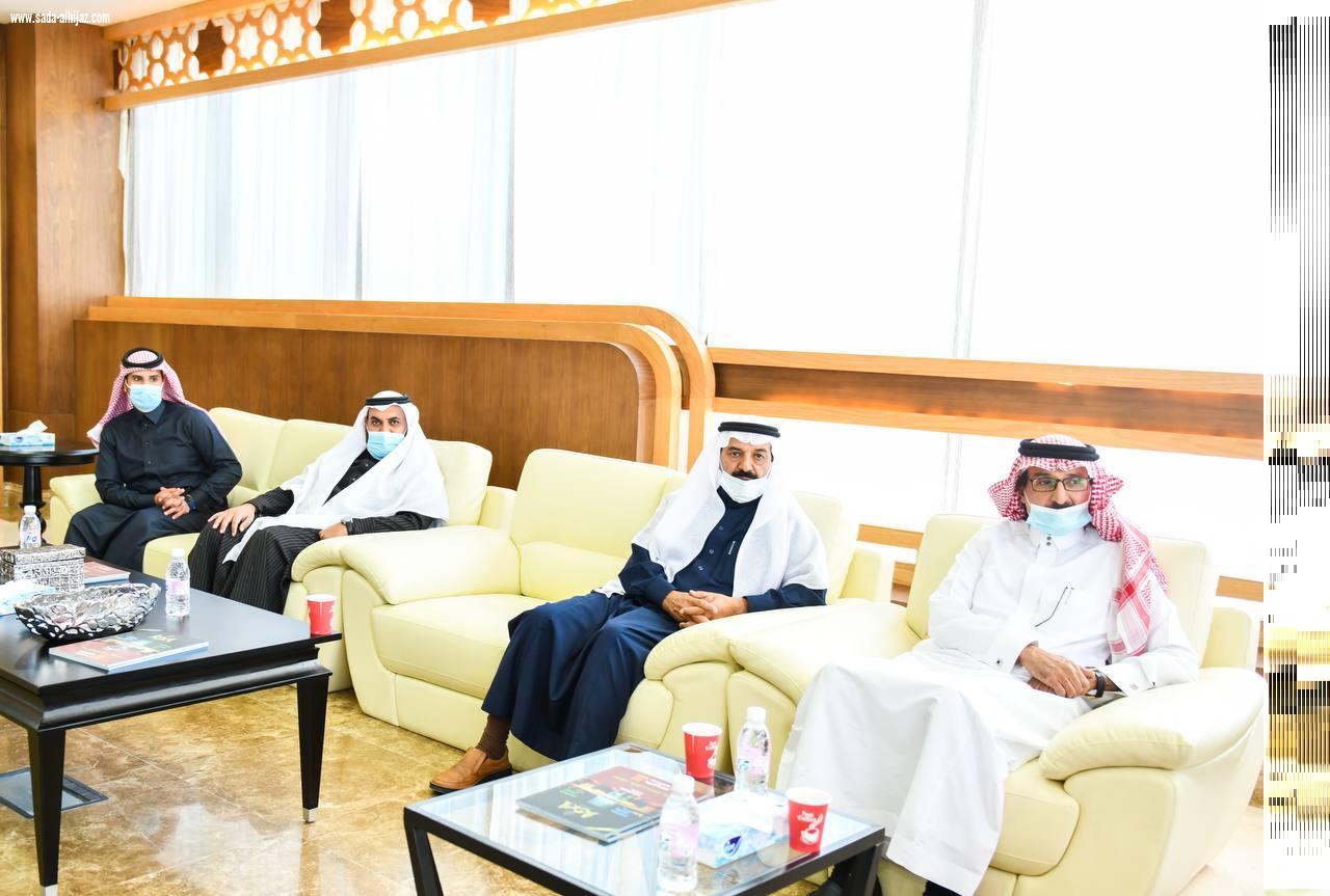 جامعة الباحة تبرم مذكرة تفاهم مع الغرفة التجارية الصناعية بالمنطقة 