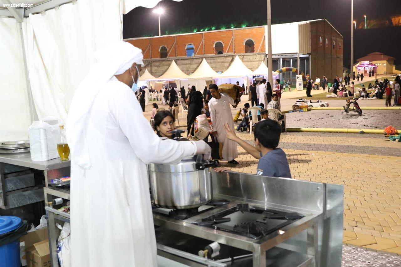 فعاليات وسام البادية تستقطب الشباب والشابات السعوديين للعمل 