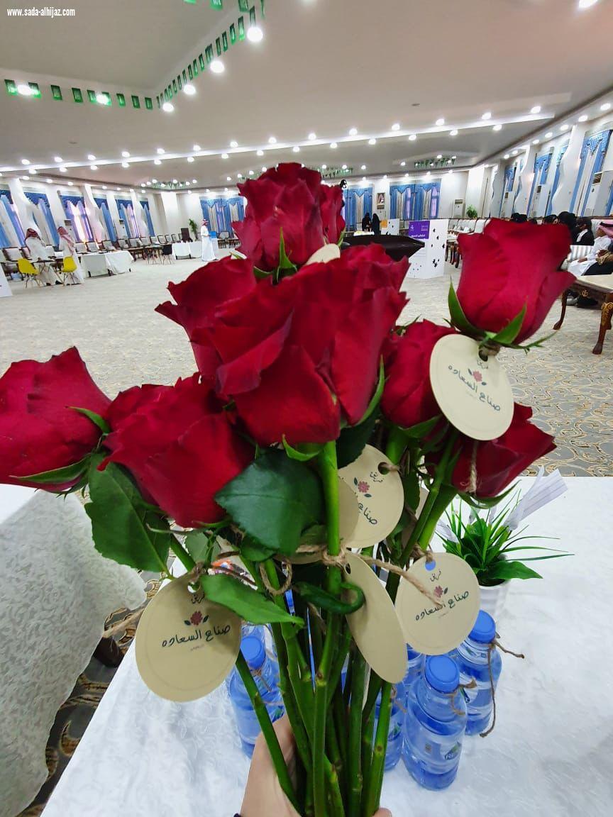 نفذ من قبل مستشفى العارضة العام | محافظ محافظة العارضة يدشن معرض أحاجي