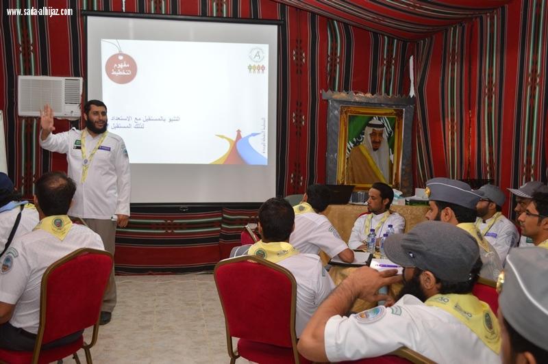 قيادات تعليم محايل تستقبل مشرف عام الوزارة 