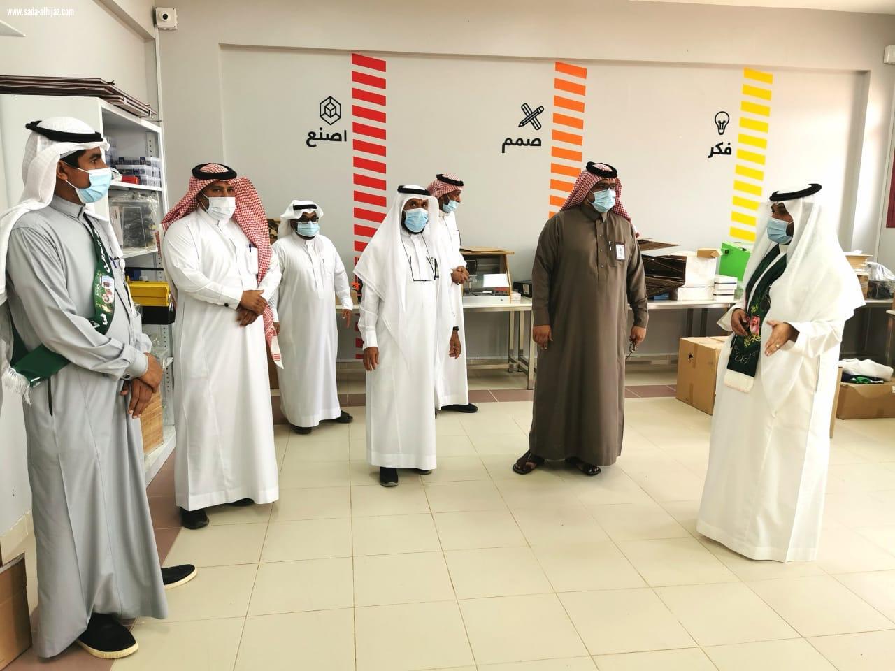 بحضور لمحافظين و مدير التعليم مكاتب تعليم صبيا العشرة تدشن فعاليات اليوم الوطني 90 عن بعد