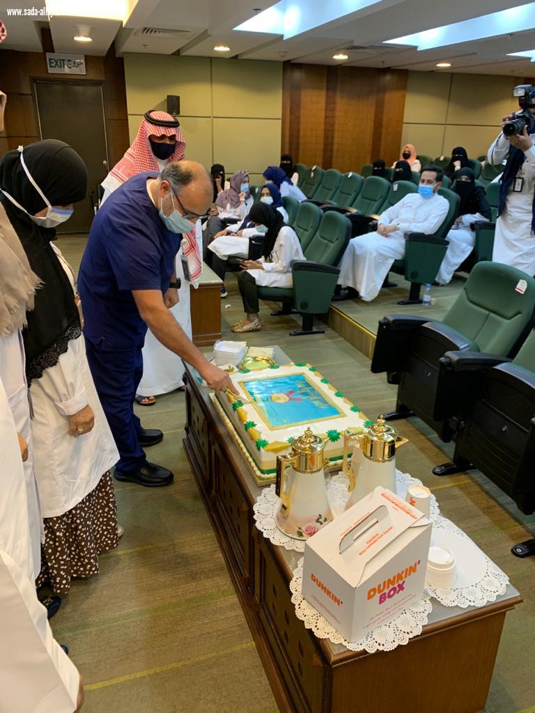 مستشفى شرق جده يدشن مشروع قائد التميز المؤسسي