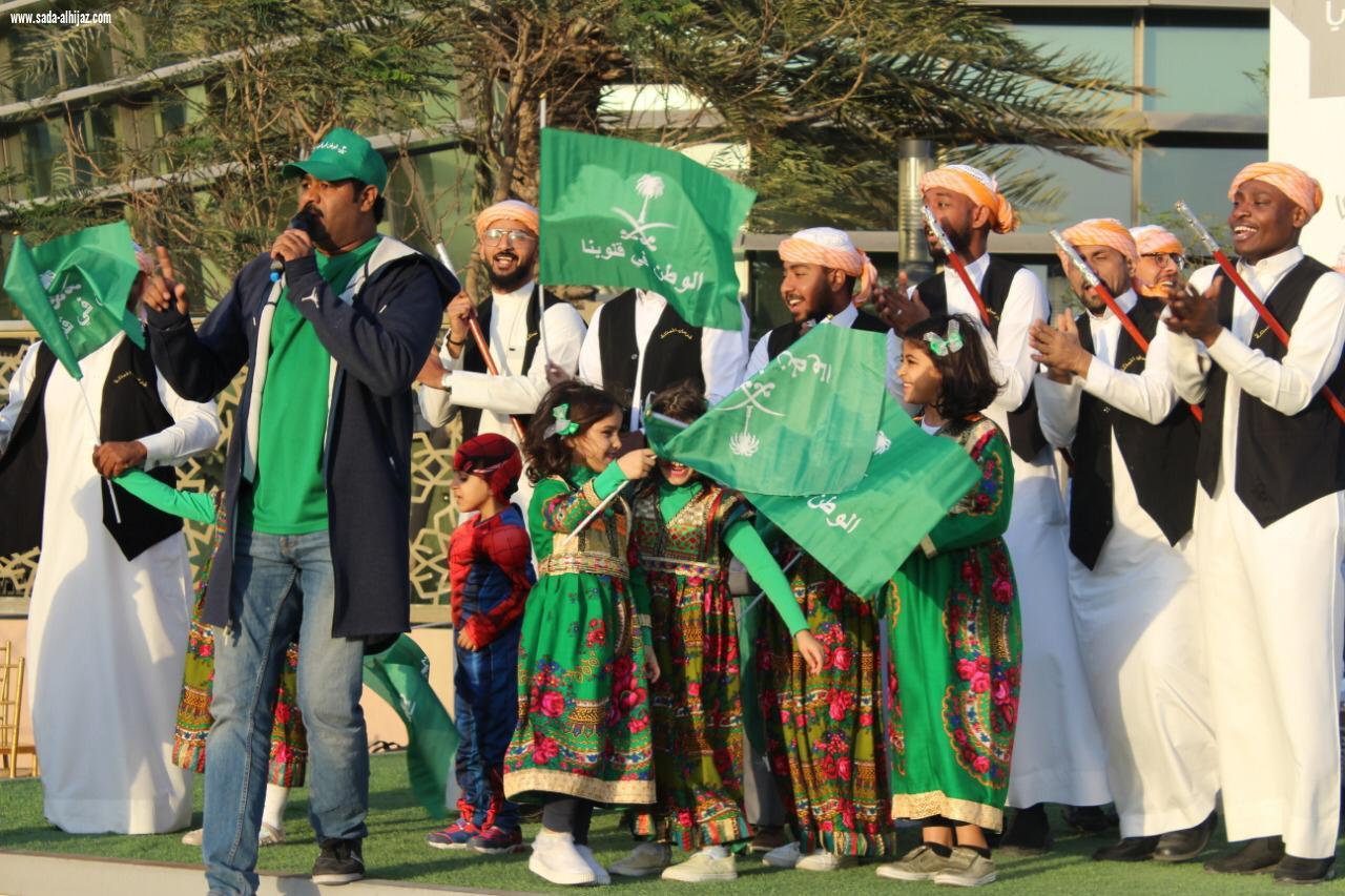 خلال رعايتها مهرجان سوق مرش الخيري بالخبر الأميرة عبير بنت فيصل : المرأة السعودية حققت إنجازات دولية بدعم القيادة الرشيدة 4 آلاف زائر يشاركون    ود     الخيرية لتأمين 100 مسكن للأسر المحتاجه