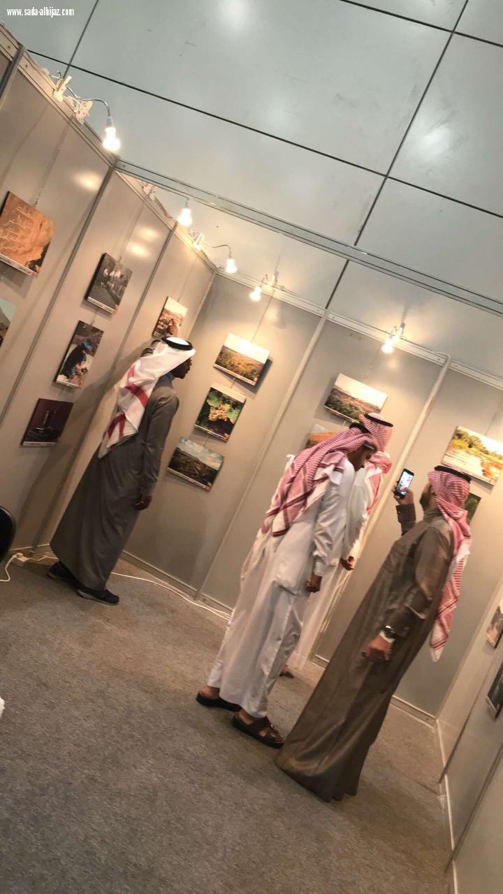 خيبر ذات النخيل والعيون بعدسة أبنائها تستقطب زوار ملتقى ألوان السعوديه 