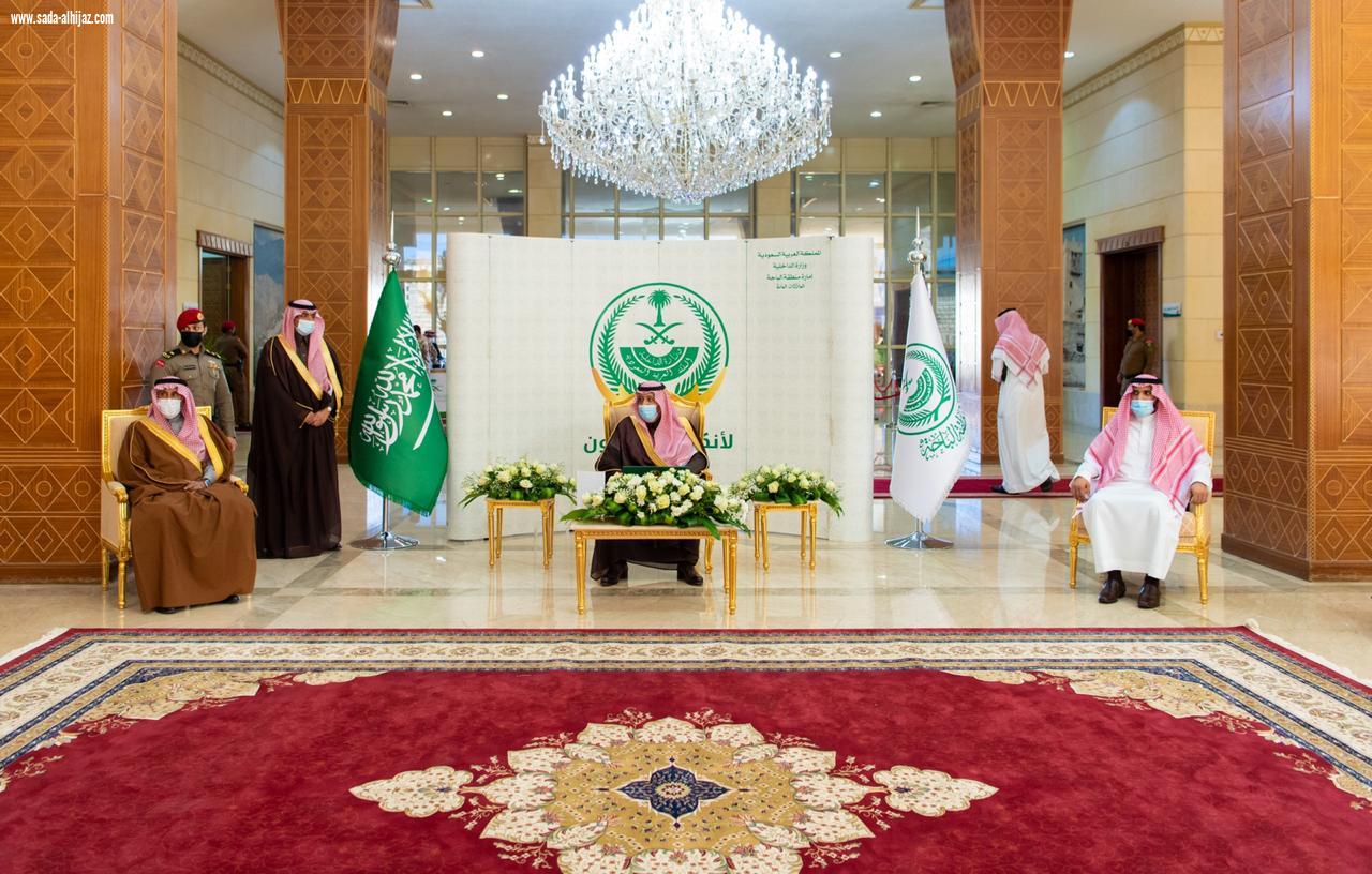 سمو أمير الباحة يدشن أول موسوعة للأدب الشفهي والطب الشعبي على مستوى المملكة بـ 3 مجلدات استغرقت 8 سنوات لإنجازها