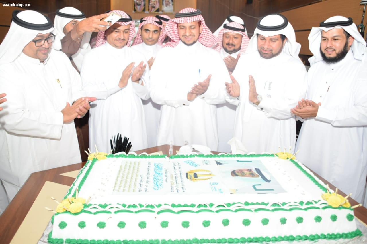 بعد حصول الإدارة على المركز الأول في الرصد والتوثيق على مستوى المملكة تعليم جازان يقيم حفلاً تكريمياً لمنسوبي ومنسقي العلاقات والإعلام