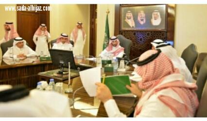 امير مكه بالنيابة يشددعلى قصر قيادة سيارات الأجرة على السعوديين