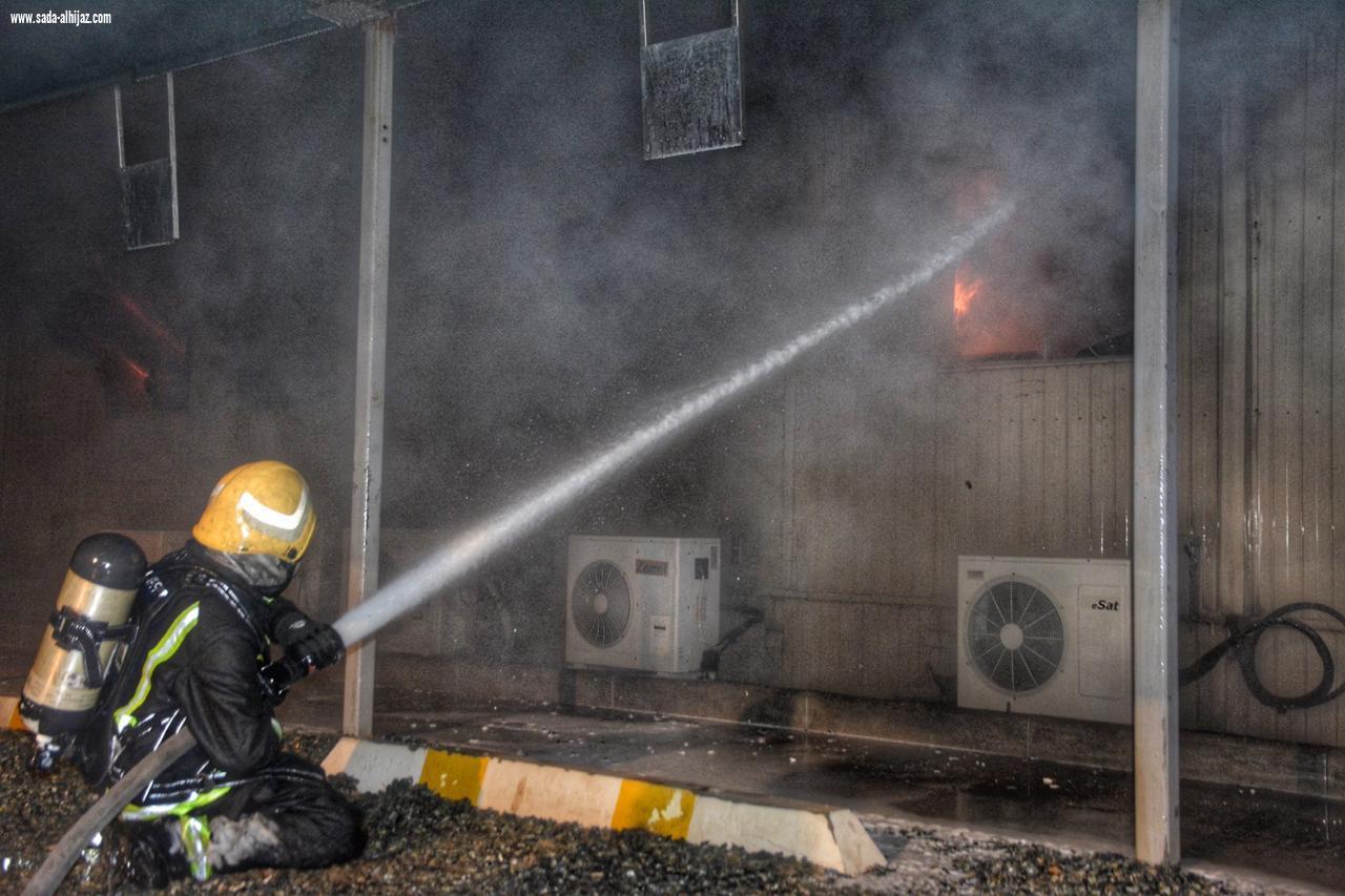 اشتعال حريق في ساحات قطار الحرمين*