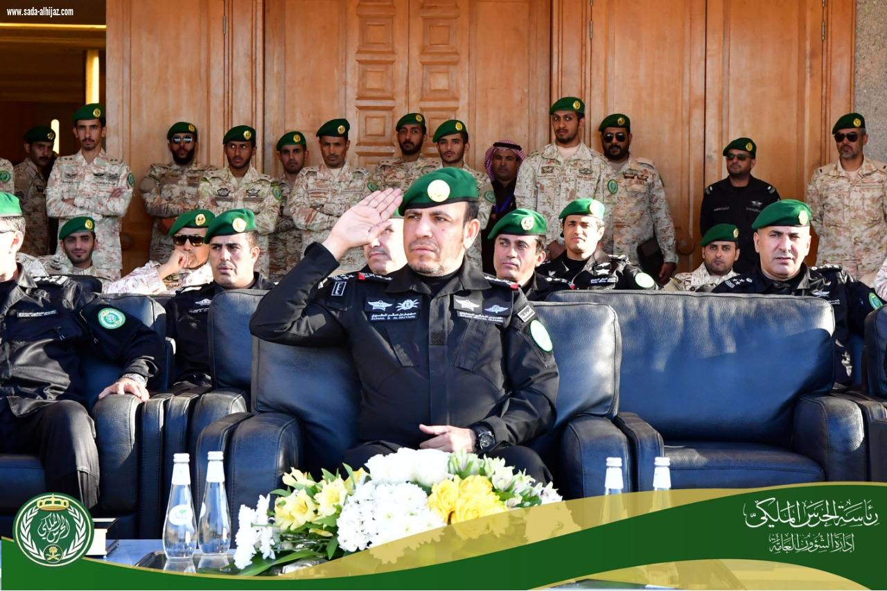 تحت رعاية معالي رئيس الحرس الملكي الإحتفاء بتخريج أكثر من ٩٠٠ متدرب بمعهد الحرس الملكي بمدينة تدريب الحرس الملكي بالثمامة