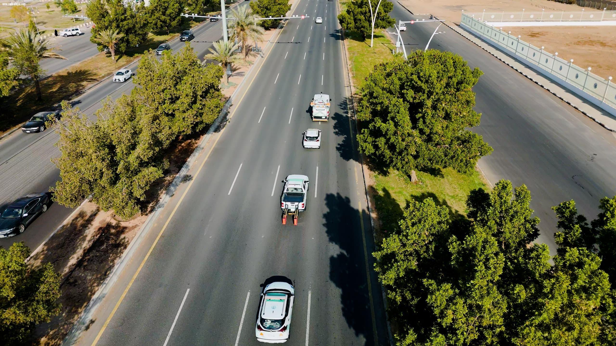 22 معدة تعمل بالذكاء الاصطناعي لتقييم حالة الطرق بمنطقة تبوك  