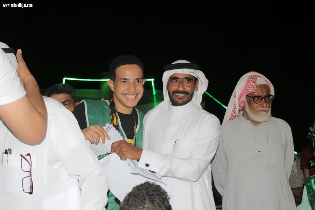 أهالي قامرة يحتفلون باليوم الوطني89 همة حتى القمة