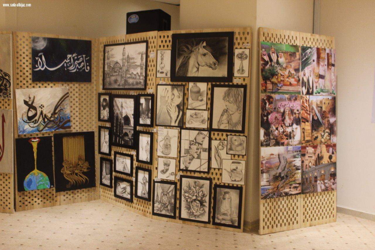 وسط أجواء مليئة بالفن والابداع  فريق الاعلام الواعي يختتم 