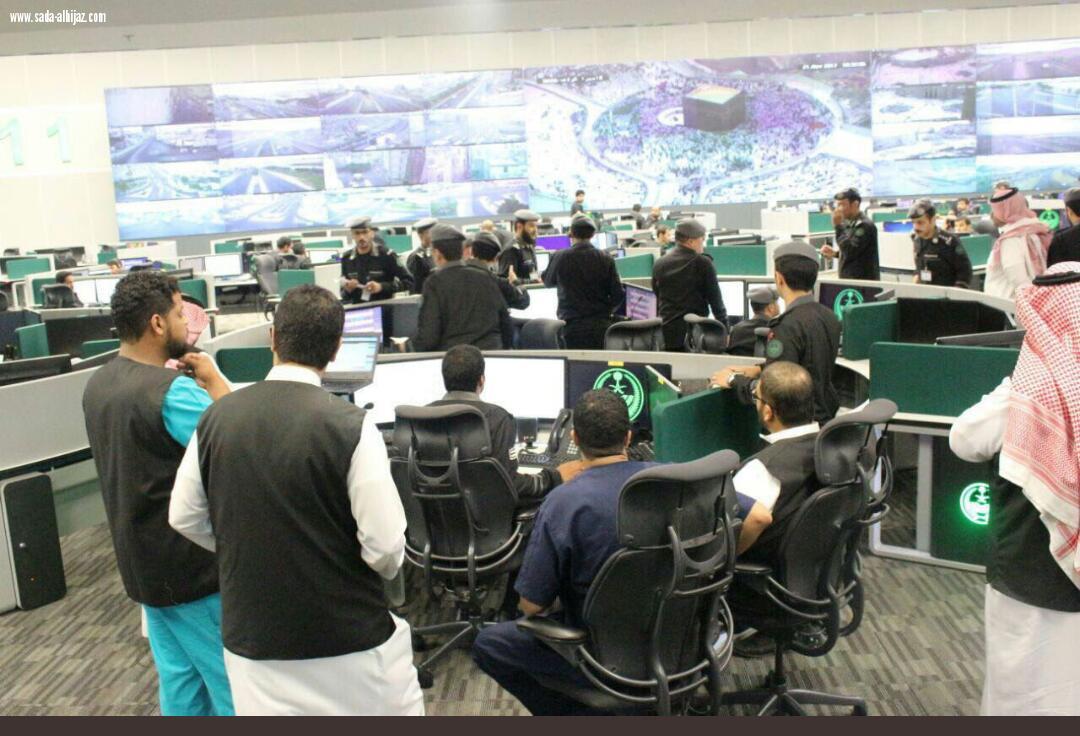 911 يرصد استعدادات الجهات الأمنية تجاه الأمطار التي هطلت على جدة