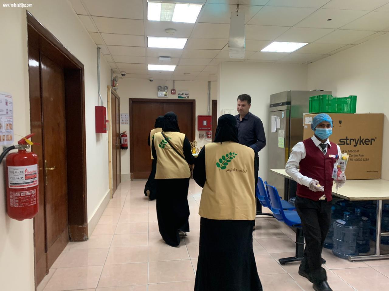 أطلق مبادرة نقدر جهودكم  بصمة التطوعي يكرم رجال الصحة بتربة