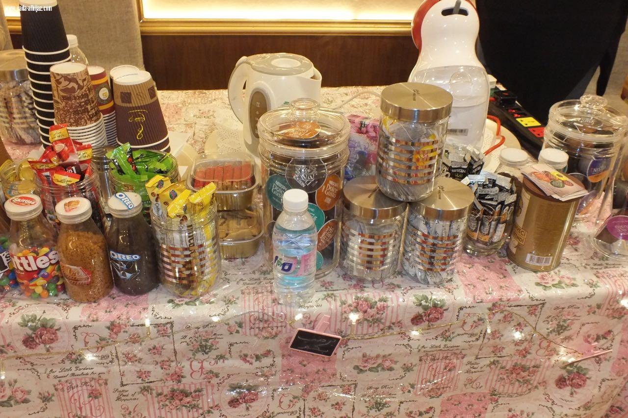 استمرار فعاليات بازار بيت المرآة لليوم الثالث غمرات وشعر وتكريم للمنظمات والاعلاميات من مركز بيت المرأة