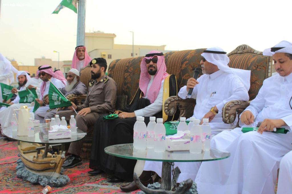 أهالي قامرة يحتفلون باليوم الوطني89 همة حتى القمة