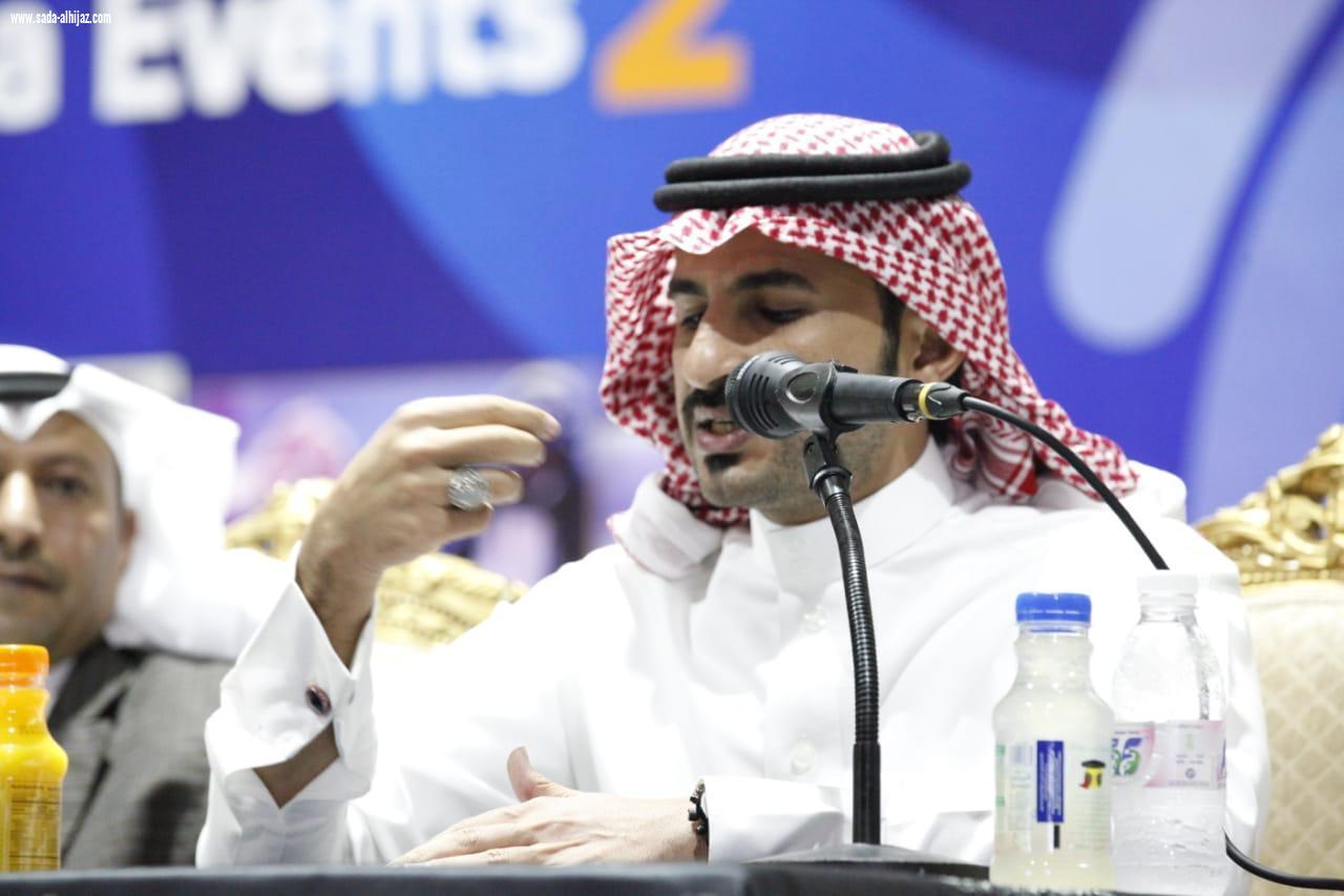 بين الغيوم والضباب وسام البادية تقدم أمسيتها الشعرية*