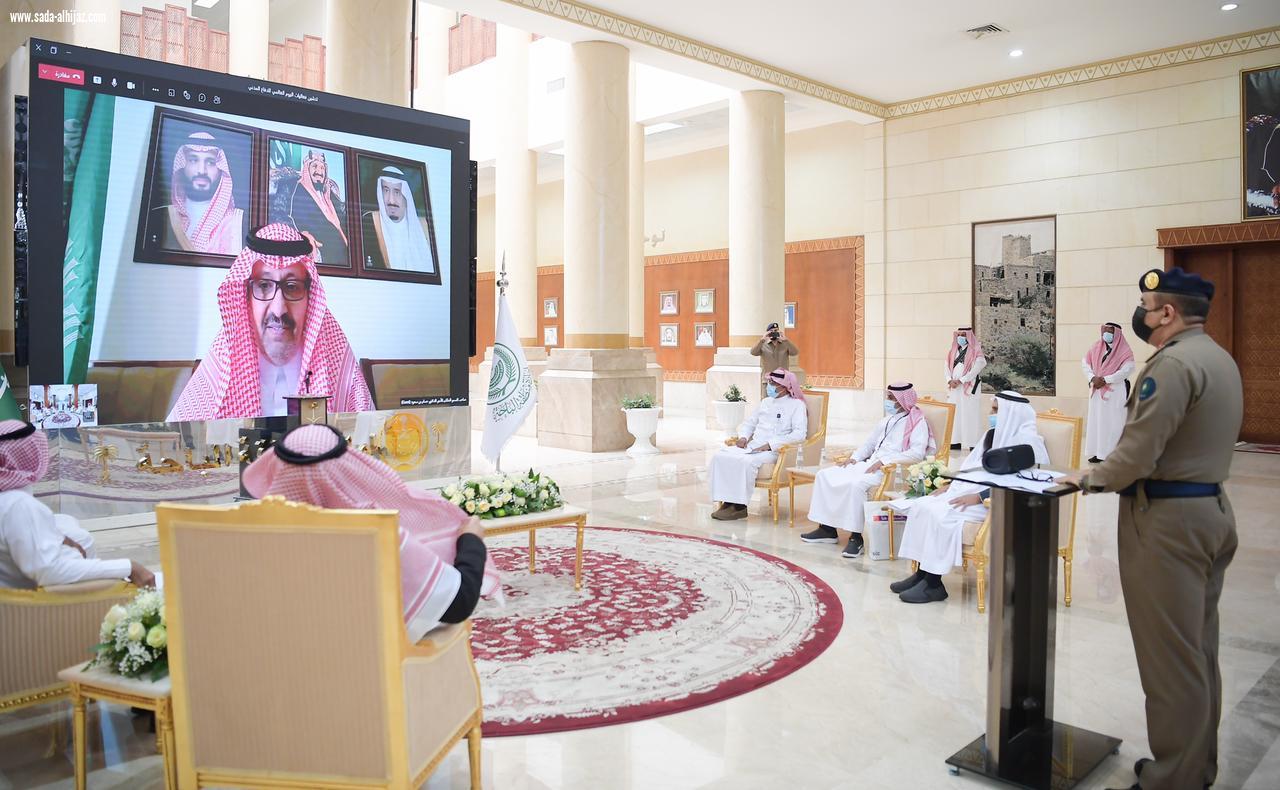 سمو أمير منطقة الباحة يدشن فعاليات اليوم العالمي للدفاع المدني 2021 تحت شعار يدٌ تبني ويدٌ تحمي
