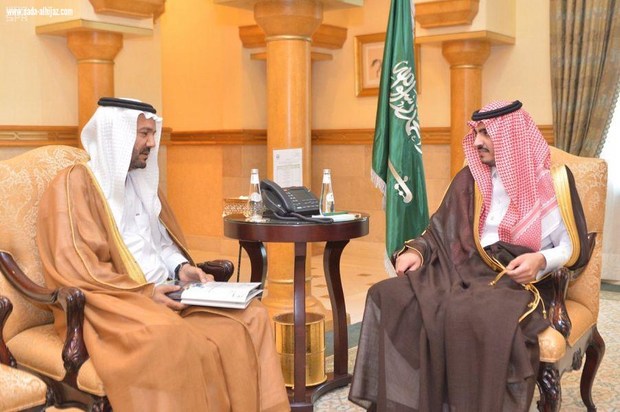 الأمير بدر بن سلطان بن عبدالعزيز يستقبل مدير التدريب التقني بمكة المكرمة