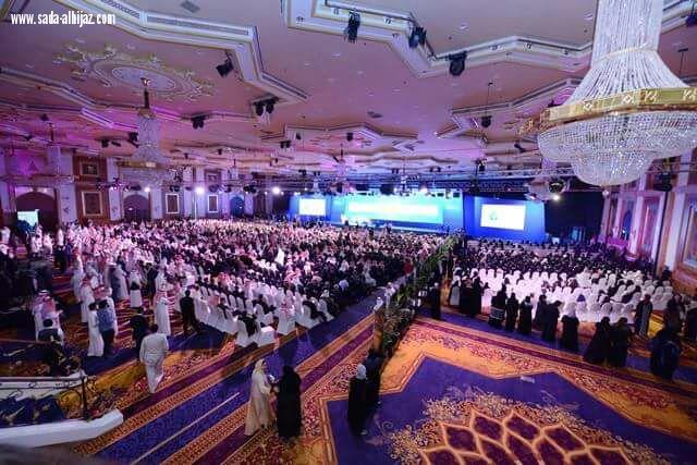  دامج كافة المنتديات الأقتصادية  ومن بينهم منتدي جدة الاقتصاد ي  ليكون تحت شعار(من الرؤية إلي الواقع ..استثمرفي مكة )