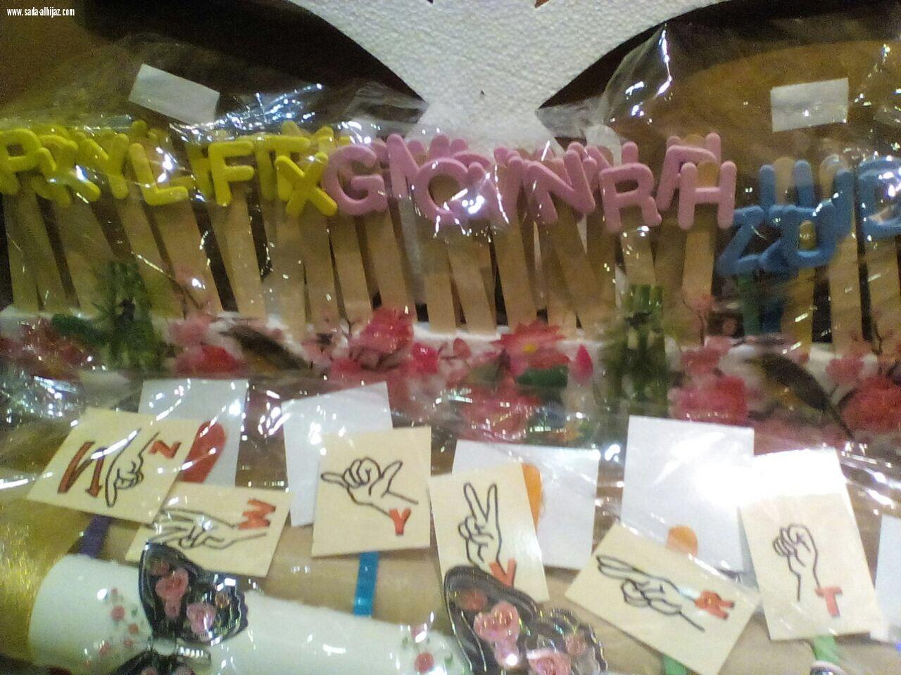 طالبة ثانوي تطلق اول أباكوس(العداد)  يحمل لغة الإشارة لصم