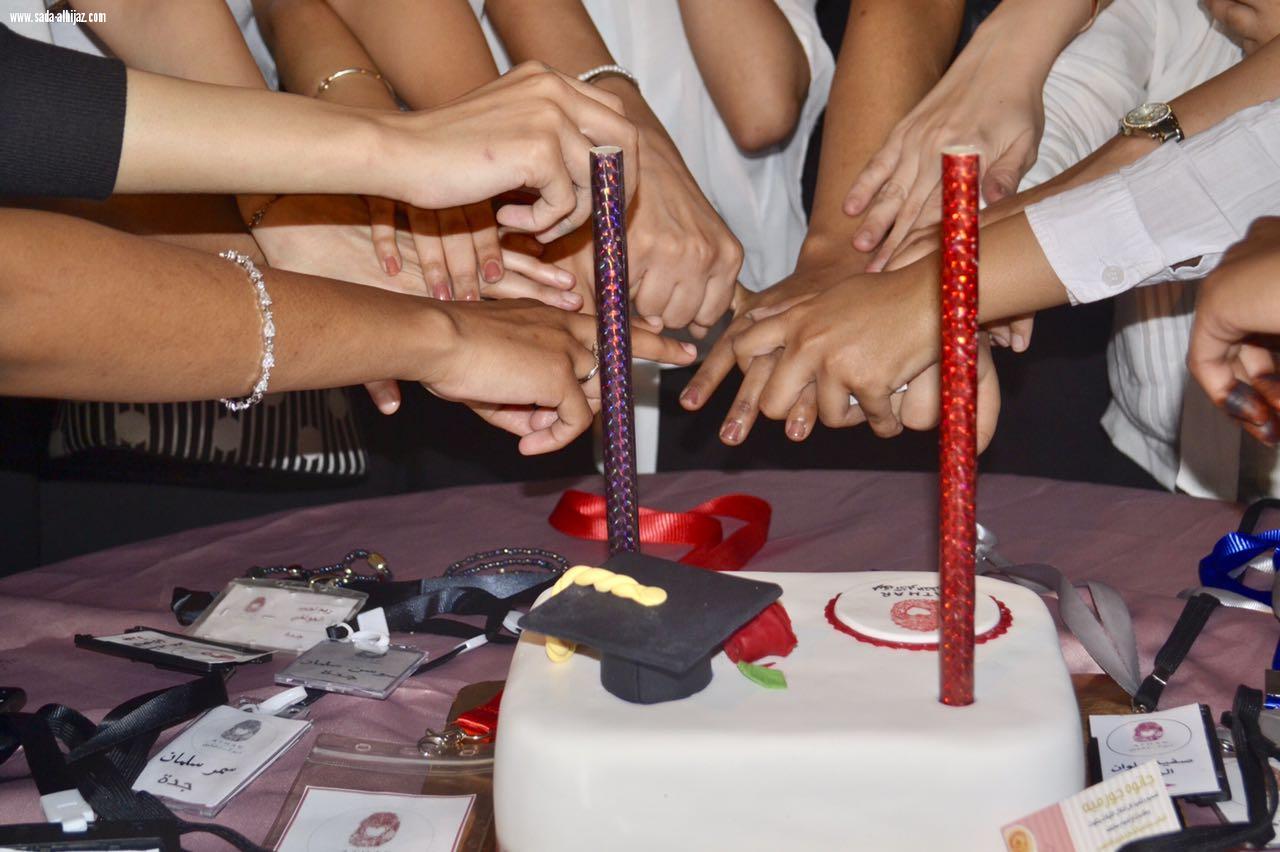 فريق أثار التطوعي يشارك  بفعالية نجاحكم نجاحنا في جدة.