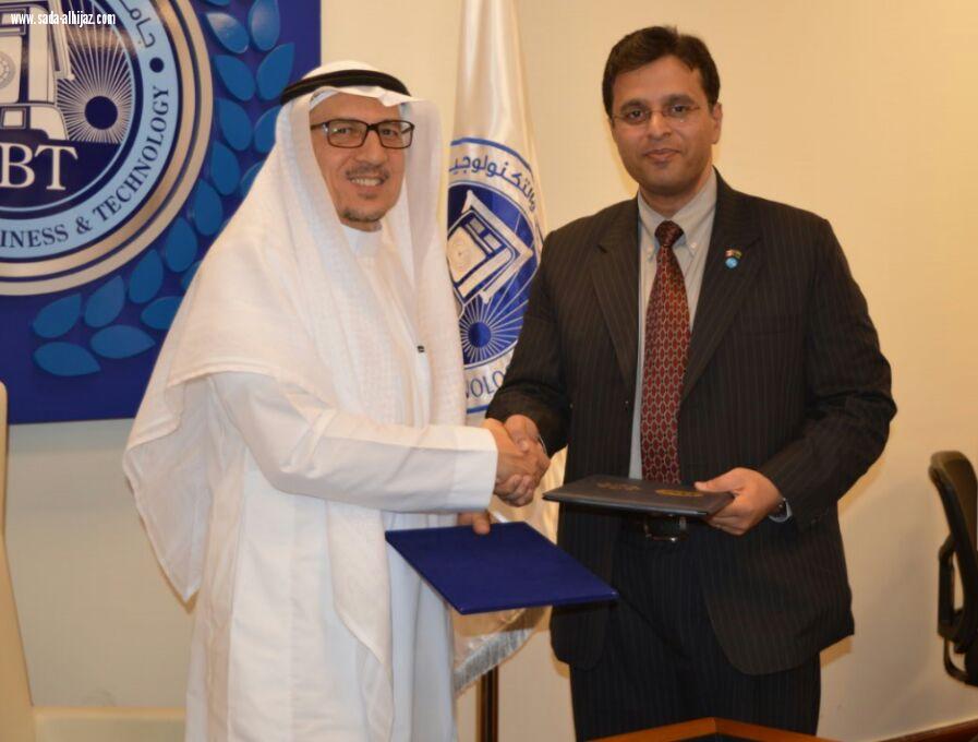 توقيع إتفاقية  شراكة بين الكلية التقنية العالمية بمكة المكرمة وجامعة الأعمال والتكنولوجيا 