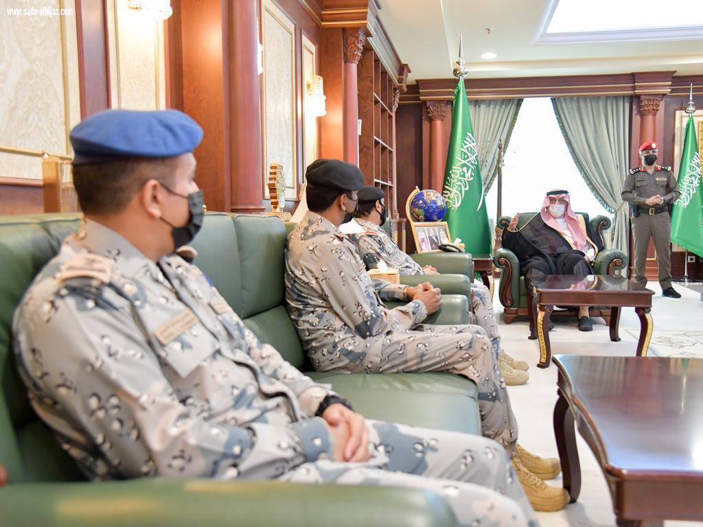 سمو أمير جازان يطلع على الخدمات الإلكترونية المقدمة لمستفيدي حرس الحدود بالمنطقة ..