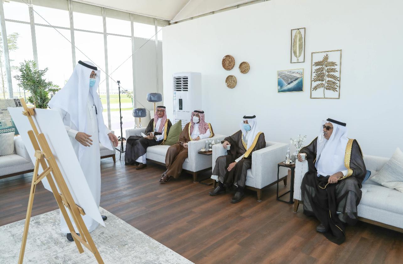أمير الشرقية يدشن الواجهة البحرية بحي السيف بالدمام