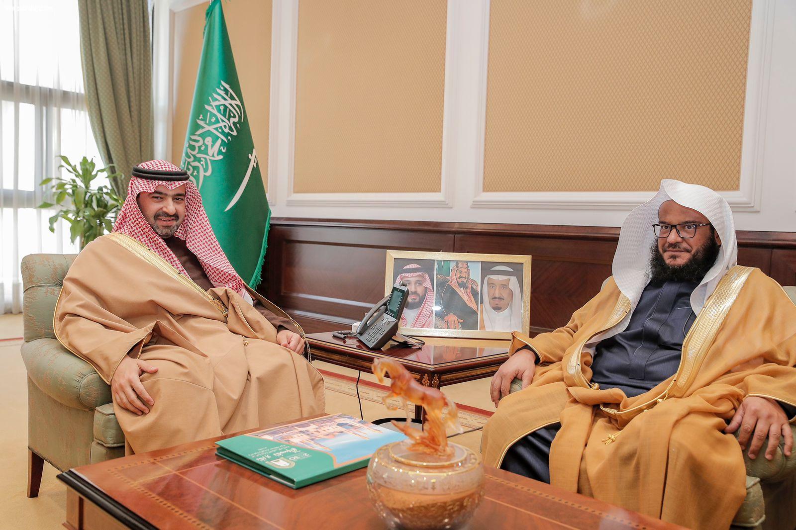 نائب أمير تبوك يطلع على تقرير عن أعمال فرع وزارة الشؤون الإسلامية بالمنطقة