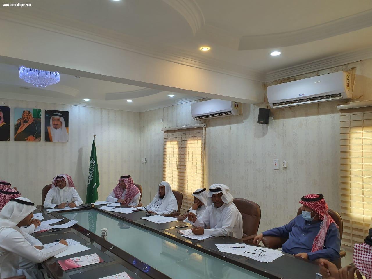المجلس البلدي لبلدية محافظة بيش يعقد جلسته العادية الرابعة والستون