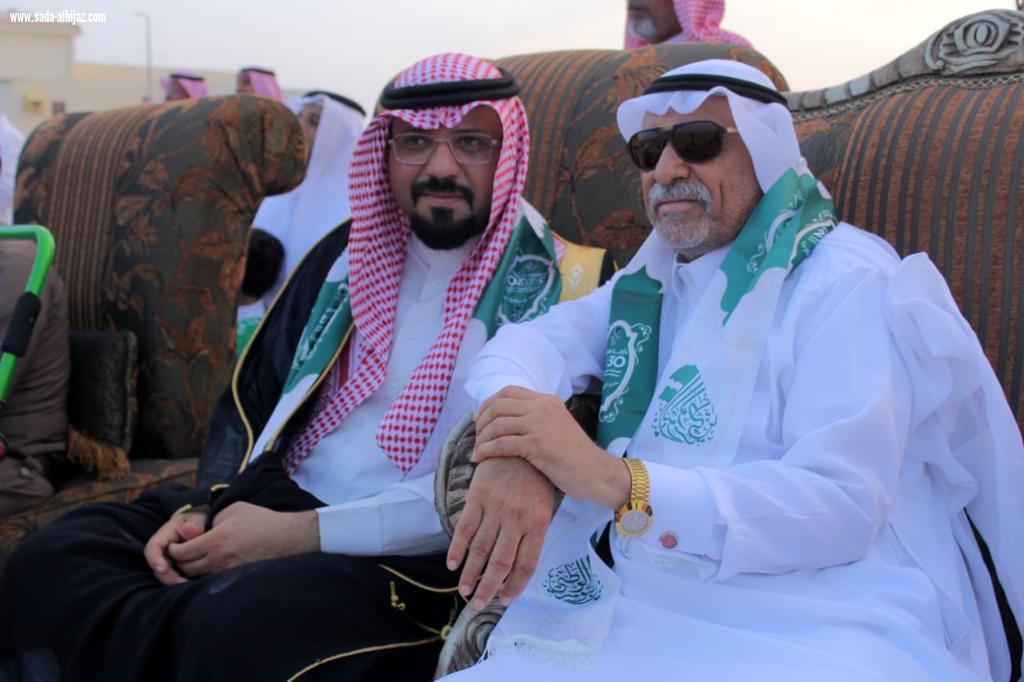 أهالي قامرة يحتفلون باليوم الوطني89 همة حتى القمة