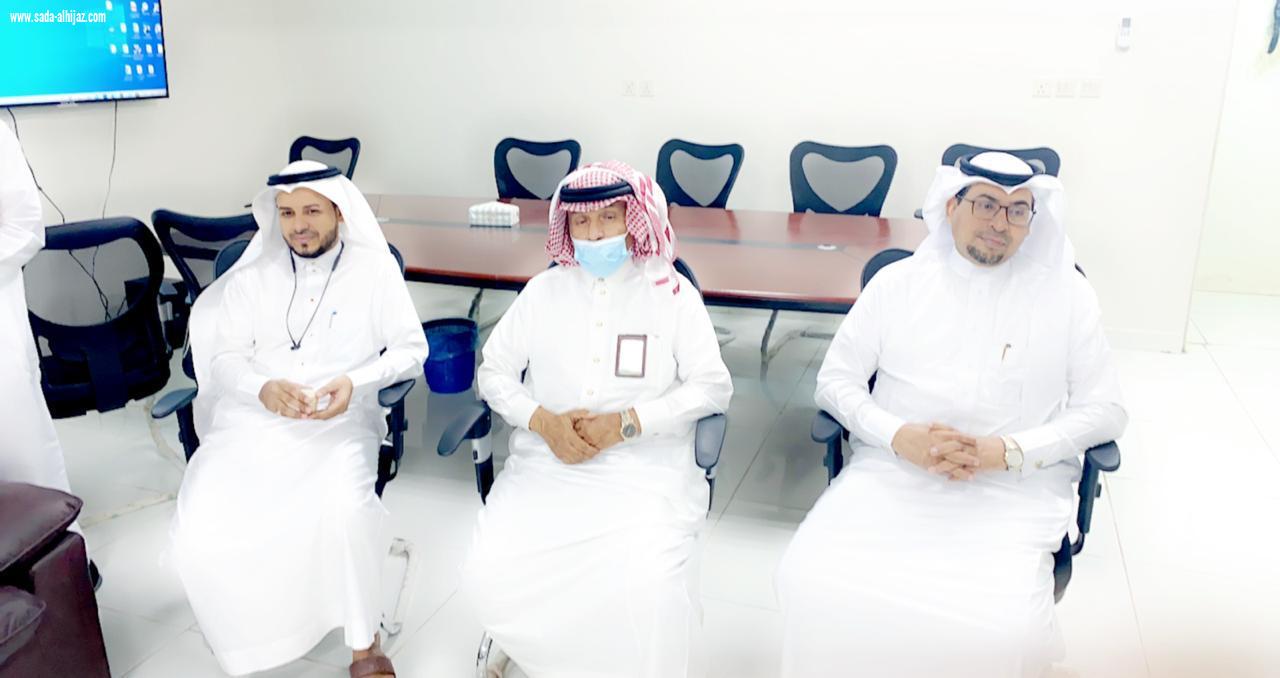 أعضاء تنمية الأفلاج يطلعون على التجربة التنموية بلجنة أبوعريش