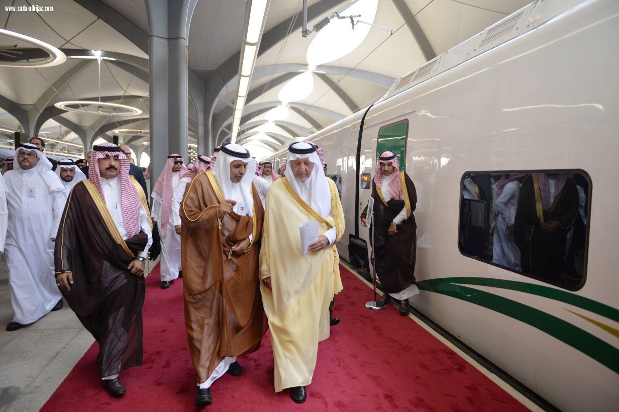 أمير مكة يهنأ خادم الحرمين على ماتحقق من إنجاز في قطار الحرمين الذي سيخدم الحجاج والمعتمرين وسكان الوطن الغالي