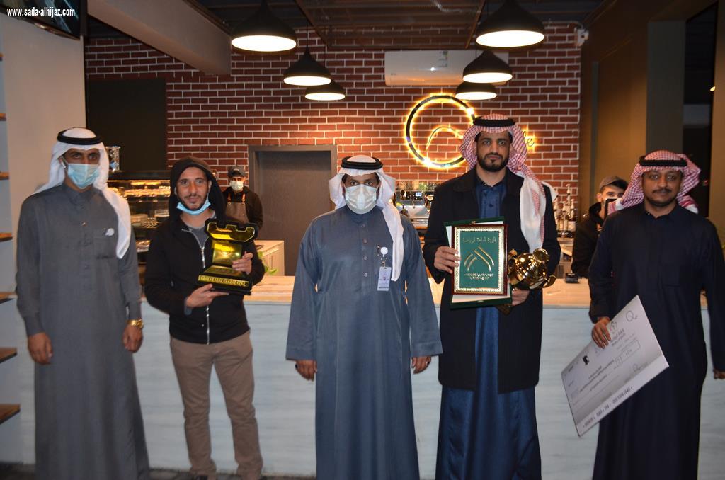 نائب مدير مكتب وزارة الرياضة بالجوف يتوج الفائزين ببطولة الشطرنج 