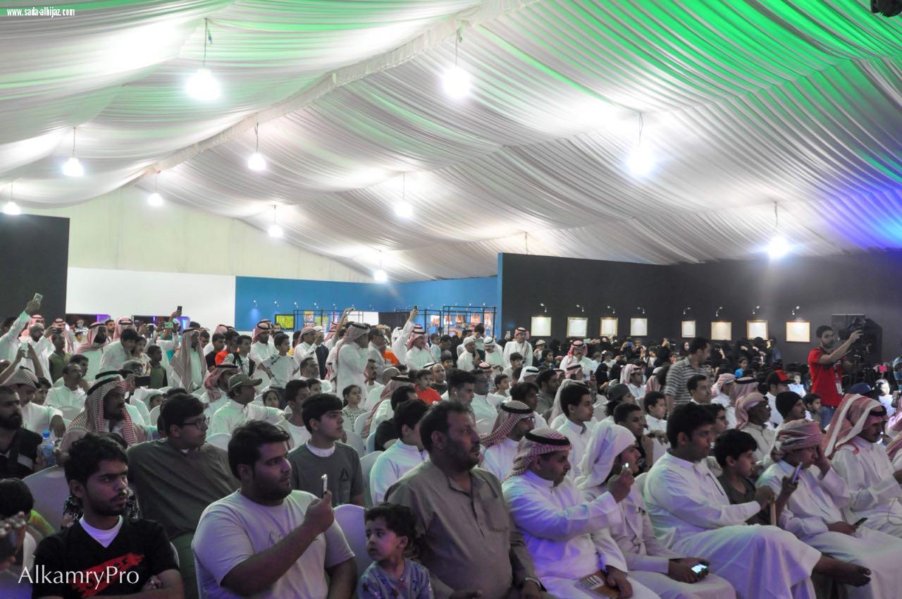 خيمة تعاكظ  محطة هامة لزوار سوق عكاظ