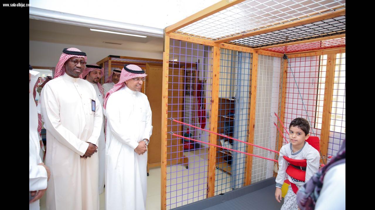 مطار الملك عبد العزيز يبحث  خدمة الوصول الشامل مع مركز الملك عبد الله لرعاية الأطفال المعوقيين