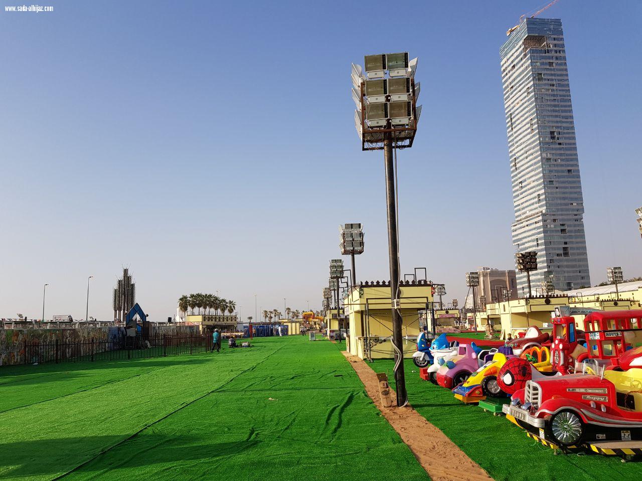 ارض المعرفة والترفيه يفتح أبوابه على كورنيش جدة في اول ايامه