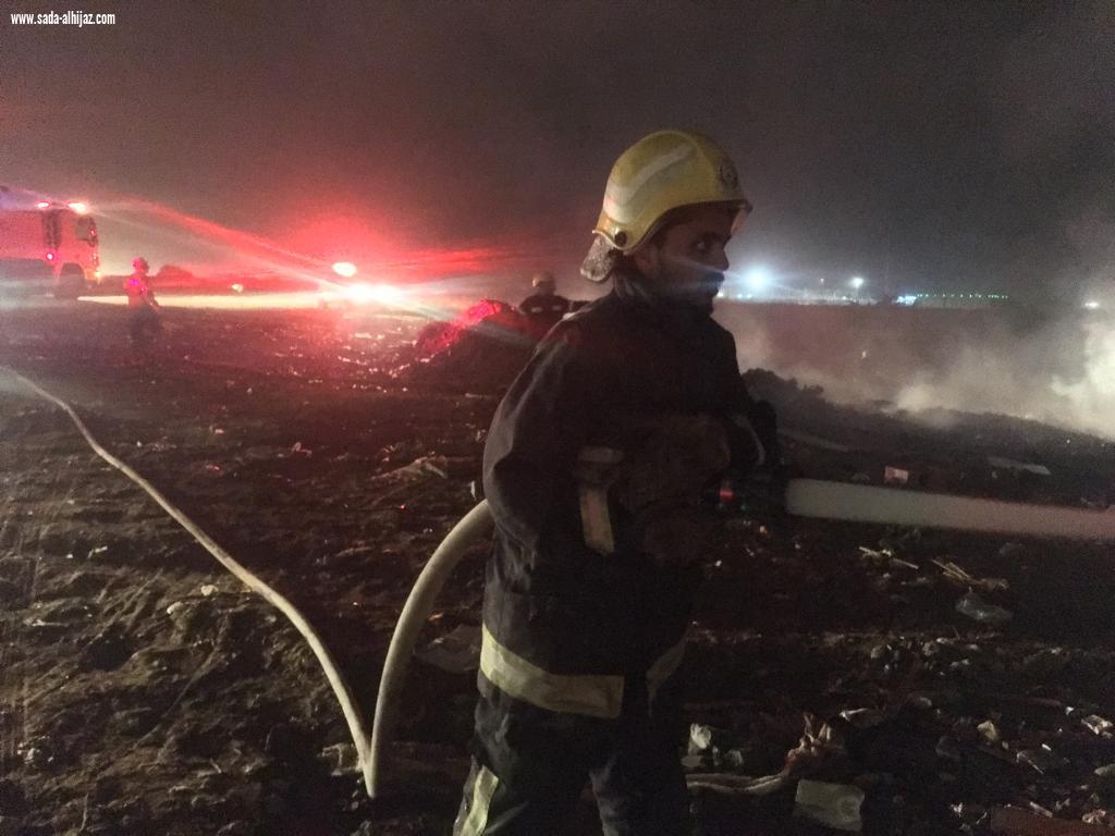 الدفاع المدني يباشر الآن حريق في الظبية 