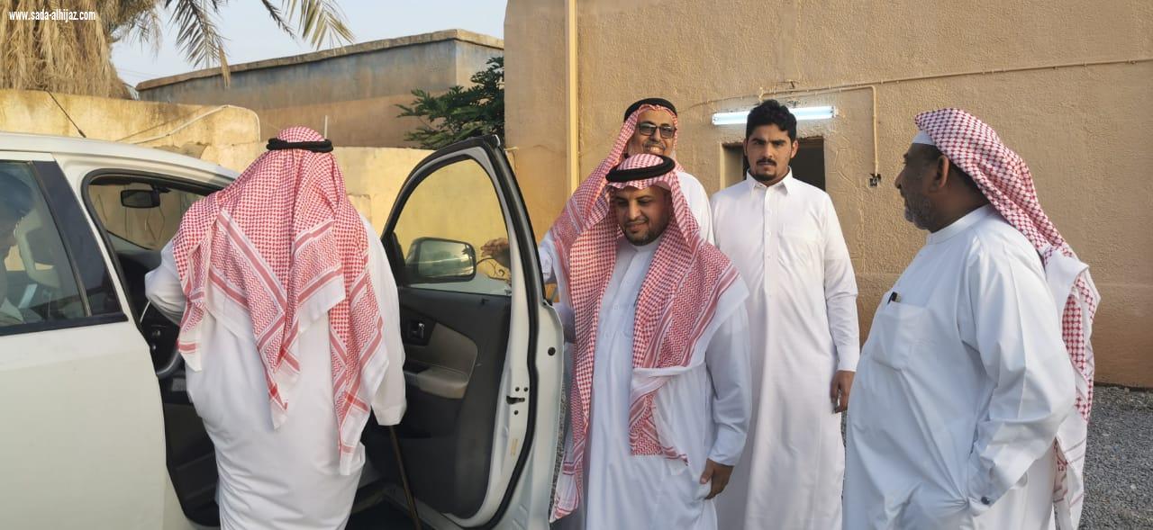 شيخ شمل آل عيسى بني حمد وشيخ الطواهرة آل ناشب يقومون بزيارة شيخ شمل آل مشهور بعد عودته من الرياض