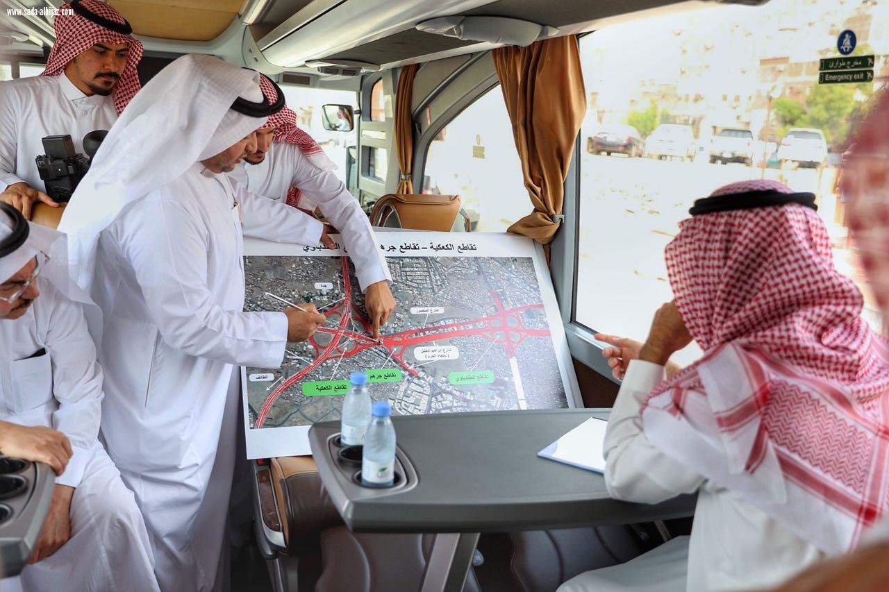 امير مكة بالنيابة يزور الطريق الدائري الرابع الذي تنفذه امانة العاصمة المقدسة  بطول 65 كيلومترًا