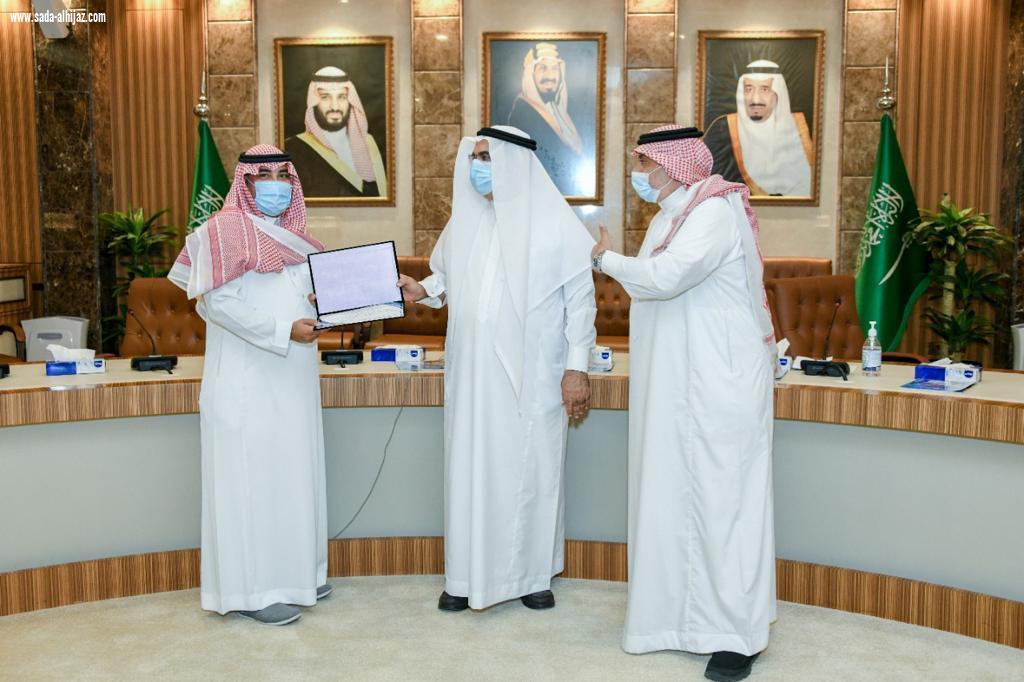 أمين الشرقية يكرم الفريق الاعلامي بالأمانة نظير جهوده الاعلامية 