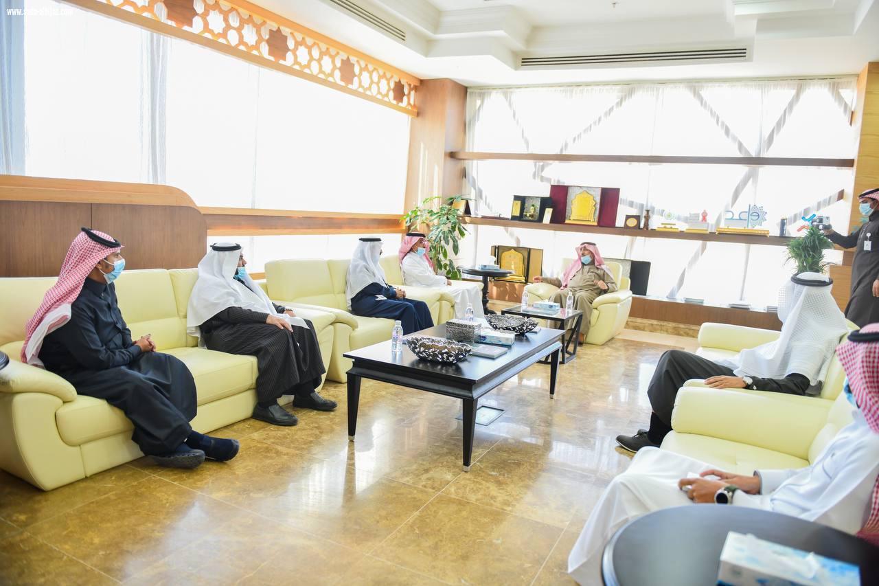 جامعة الباحة تبرم مذكرة تفاهم مع الغرفة التجارية الصناعية بالمنطقة 
