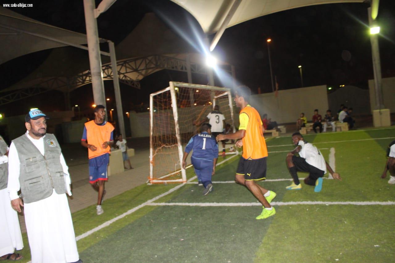 مدير التعليم بجازان د. عسيري الاحوس يزور نادي حي الحصمه