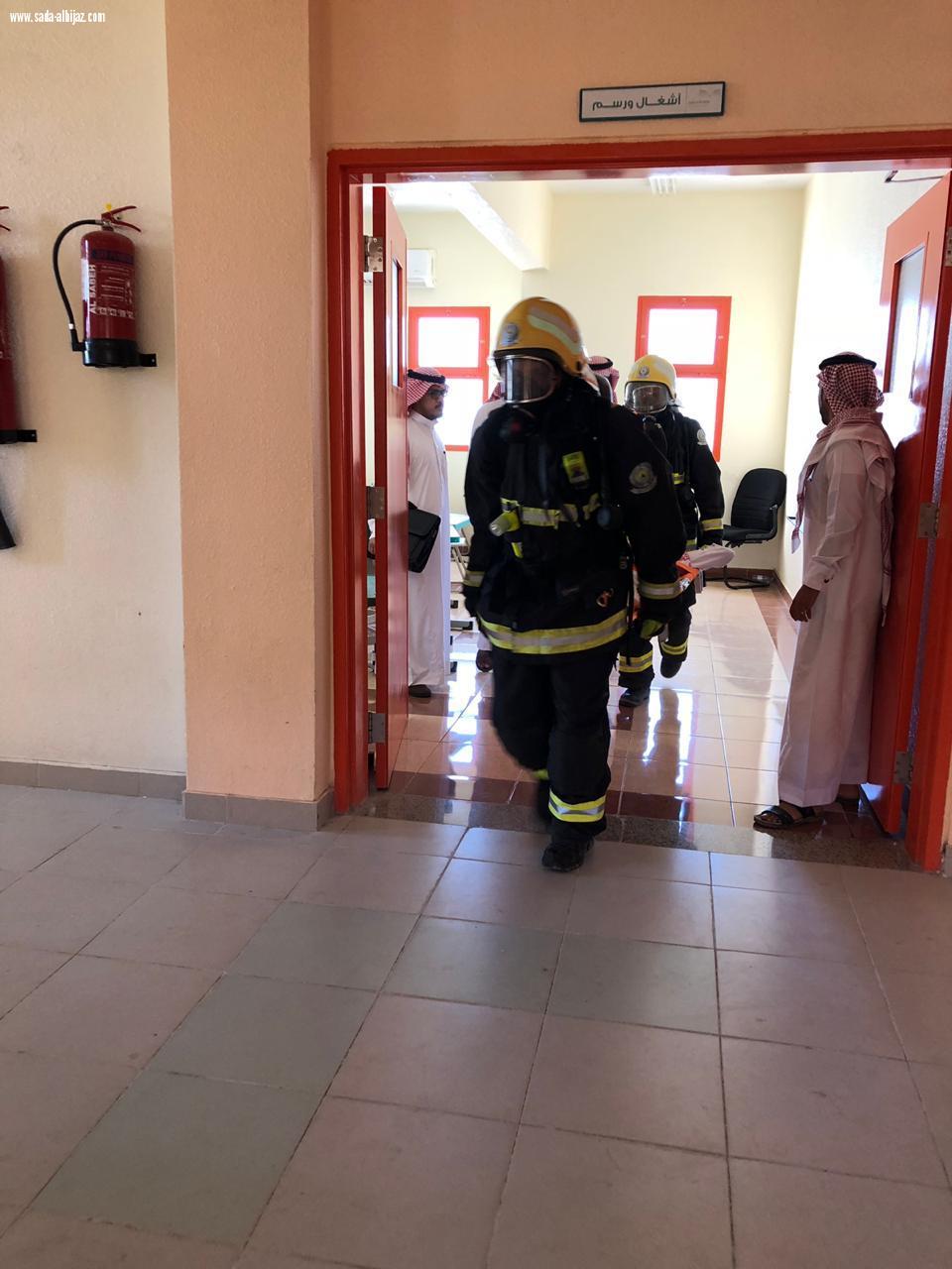 مدني العيص ينفذ فرضية في ثانوية السلطان الغزنوي