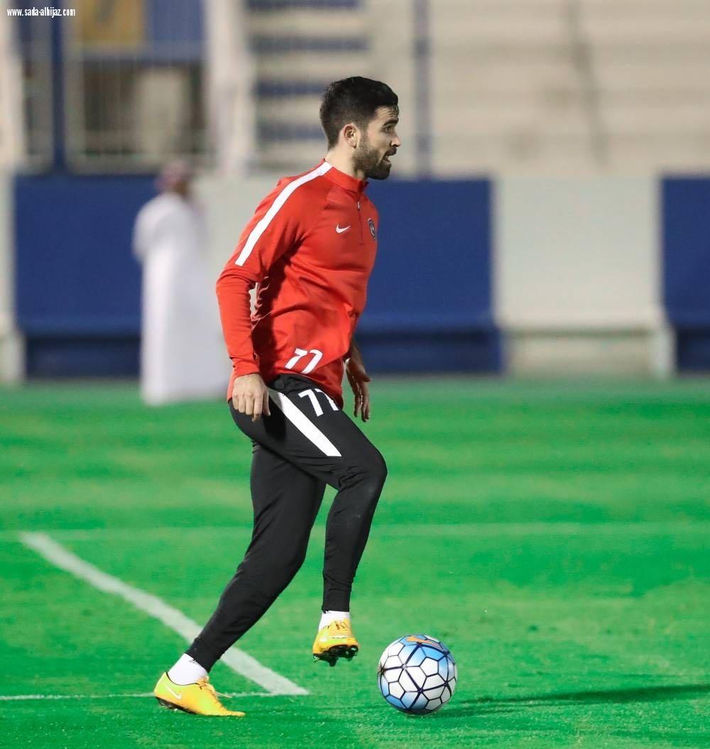 دياز يكثف الجمل التكتيكية في مران الهلال استعدادا لاوراوا الياباني