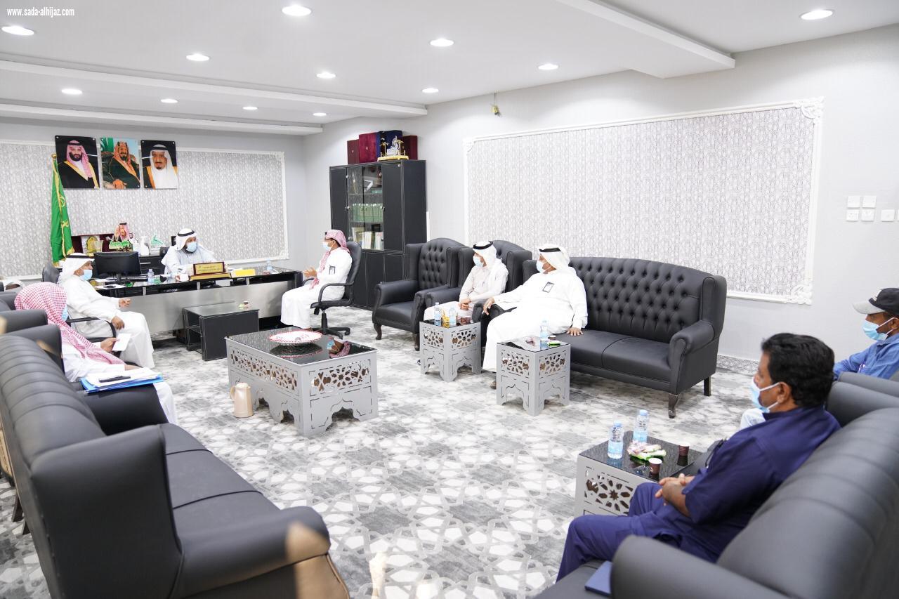 لمتابعة التشغيل والصيانة مدير المشاريع بتعليم صبيا يزور مكتبي تعليم صبيا للبنين والبنات